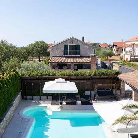 Luxury Culina Murvica-heated Pool,spa,tennis I Bbq *