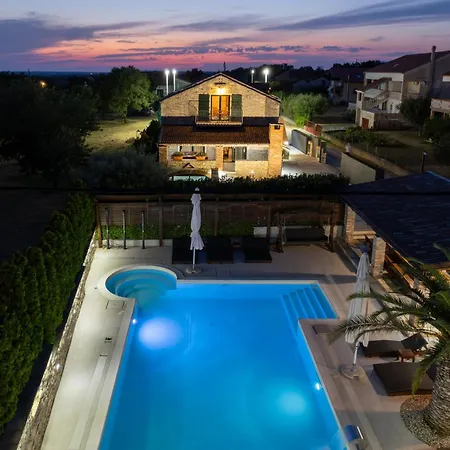 Villa Luxury Culina Murvica-heated Pool,spa,tennis I Bbq *