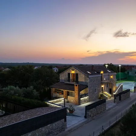 Villa Luxury Culina Murvica-heated Pool,spa,tennis I Bbq